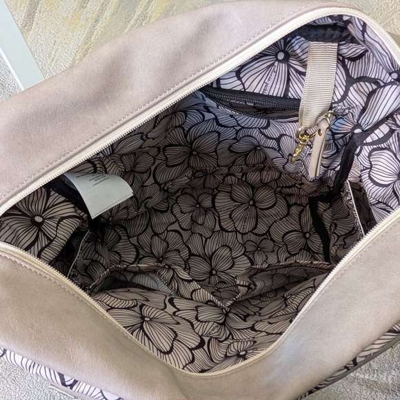 Petunia Picklebottom Boxy w/ Extras - Picture 11 of 16